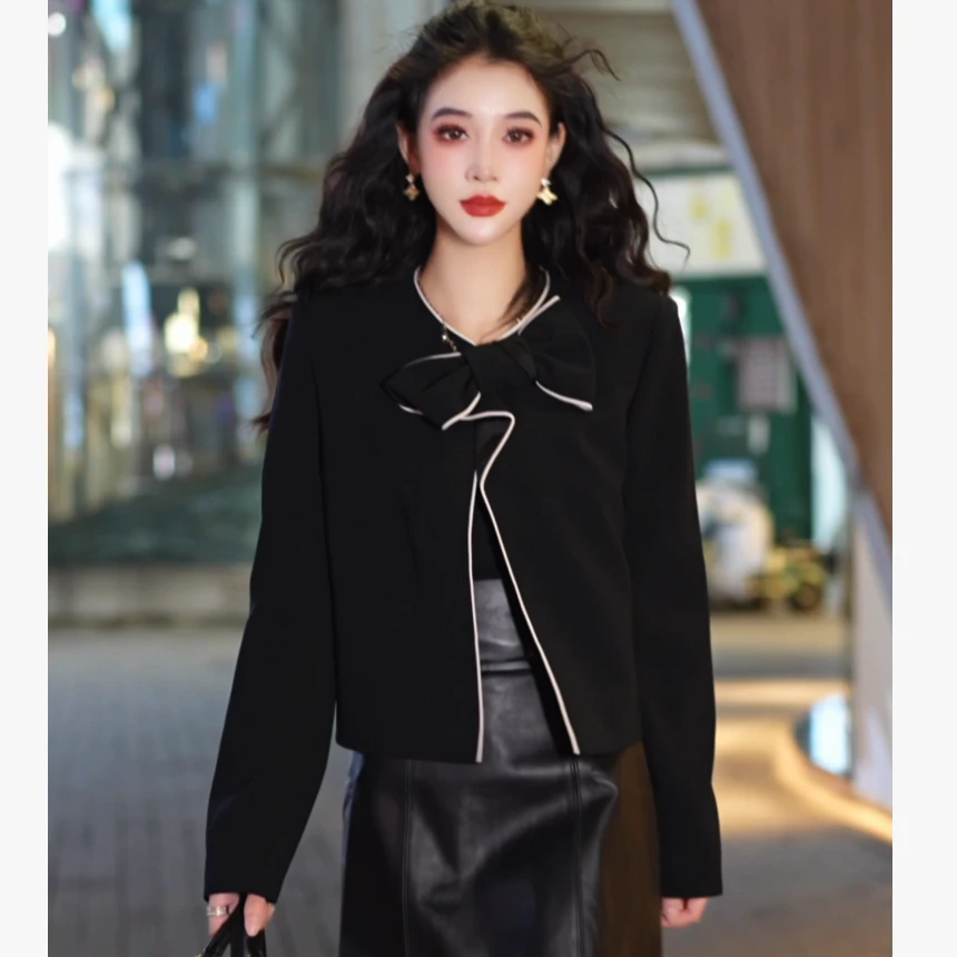 AMASS/阿玛施25新款造型蝴蝶结造型设计感小香风短外套秋冬540021