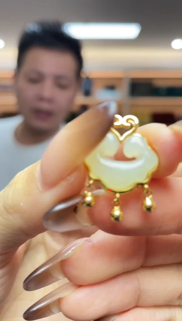 颈饰未镶嵌和田玉（多样性发一件）