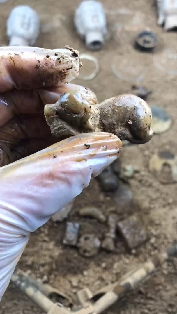 未镶嵌和田玉挂件1