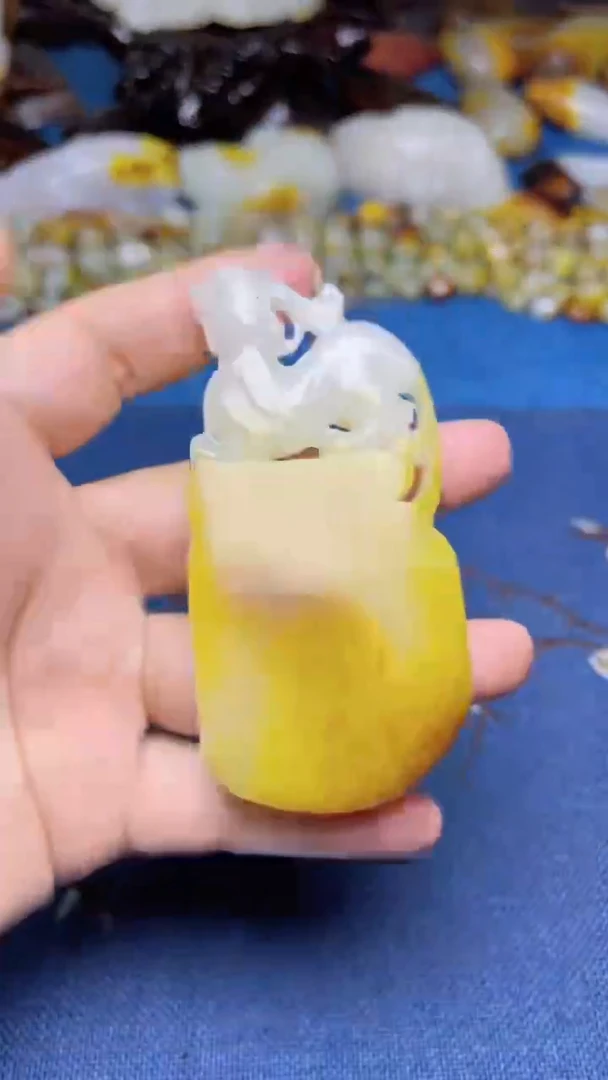 和田玉未镶嵌把件4