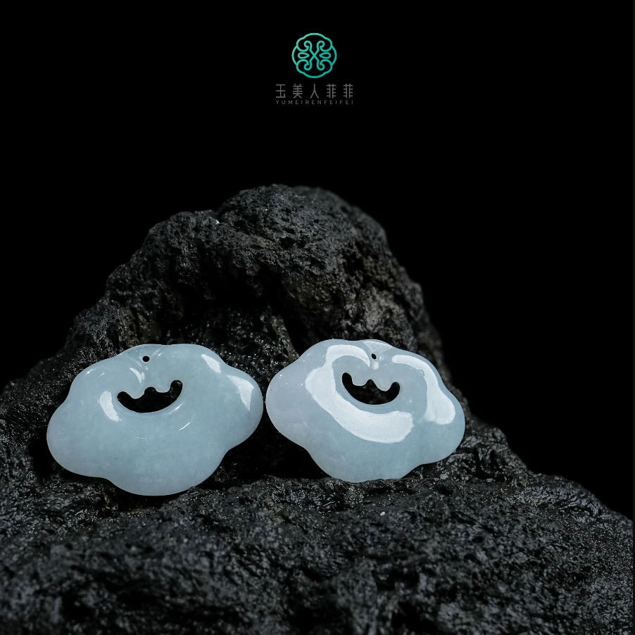 石惑珠宝~翡翠如意锁吊坠约20*29mm/多样性发一