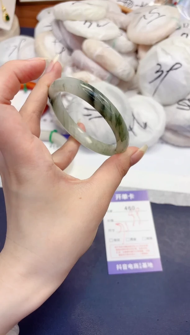 石英质玉手镯未镶嵌460-天山翠-圈口57