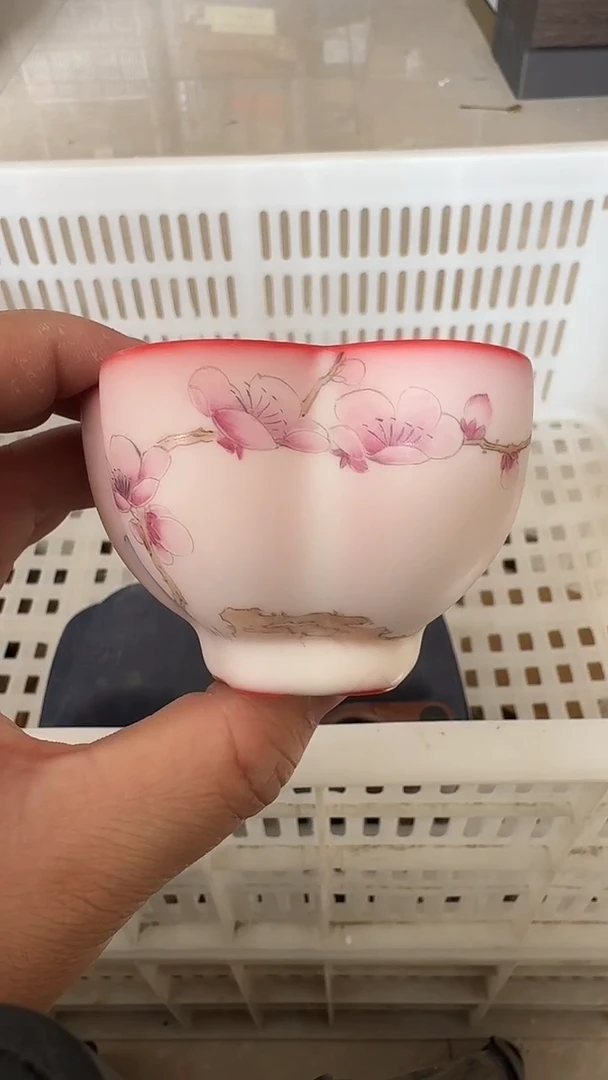 杯无运费险有瑕疵的摄影的产品有使用过的痕迹有点脏介意勿拍