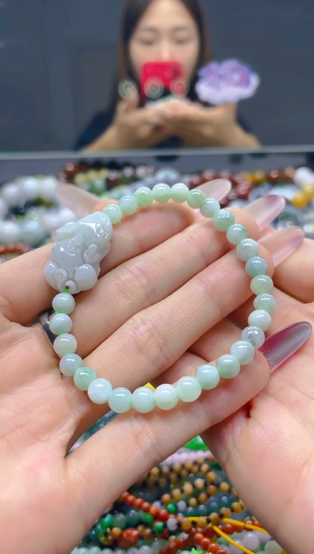 颈饰未镶嵌翡翠5MM/G/翡翠A货,一件也是批发价