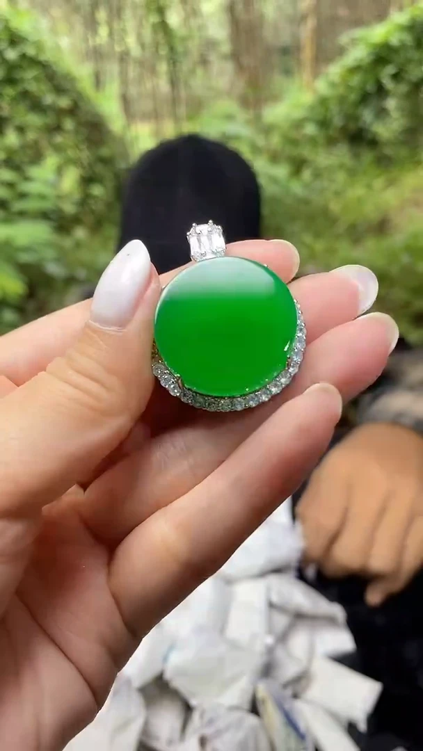 满色吊坠  所见即所得！