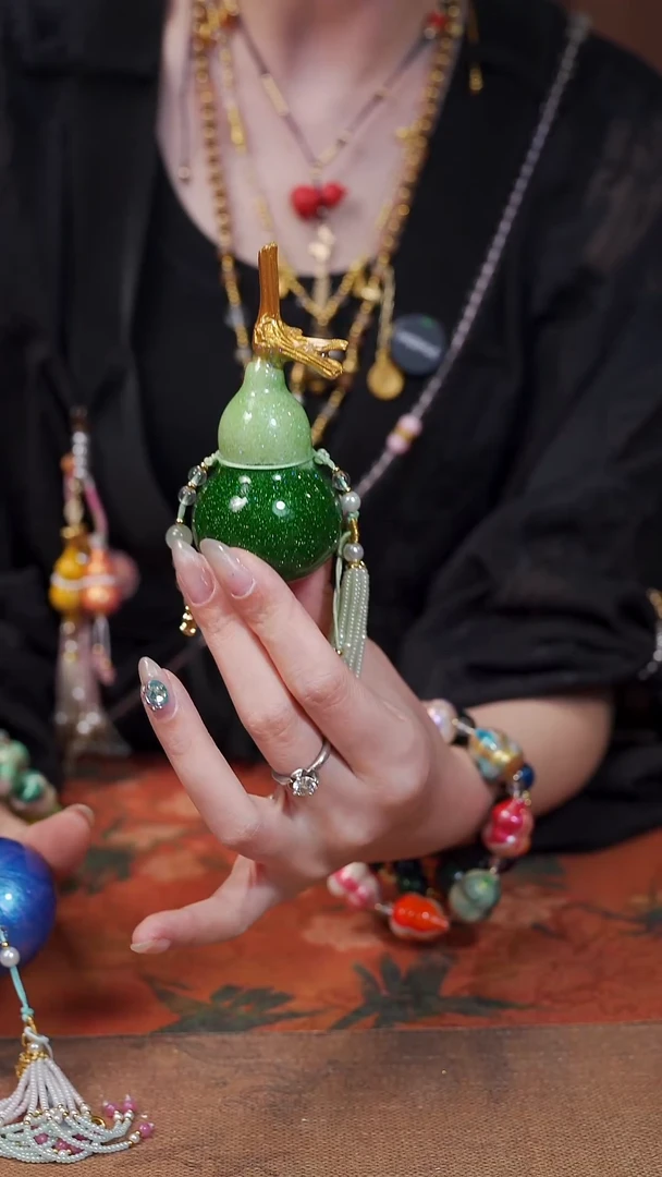 304漆艺工艺小葫芦108