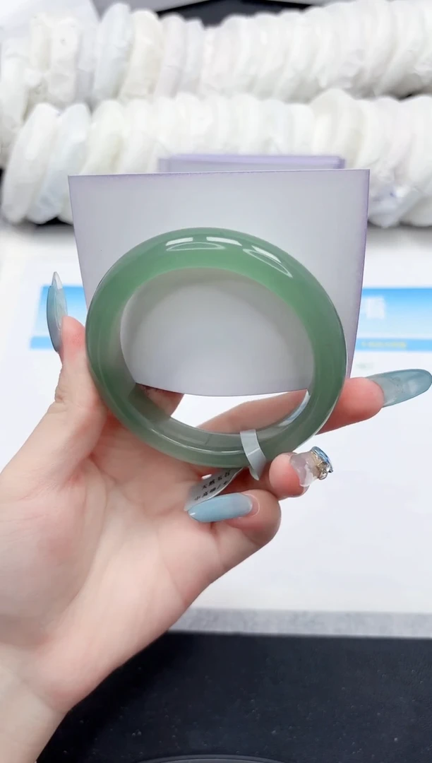 石英质玉手镯未镶嵌231-58