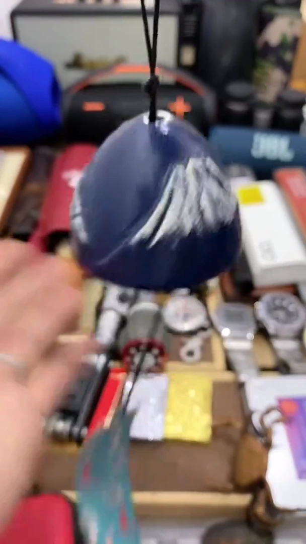 瓷片闪购商品  如图所示