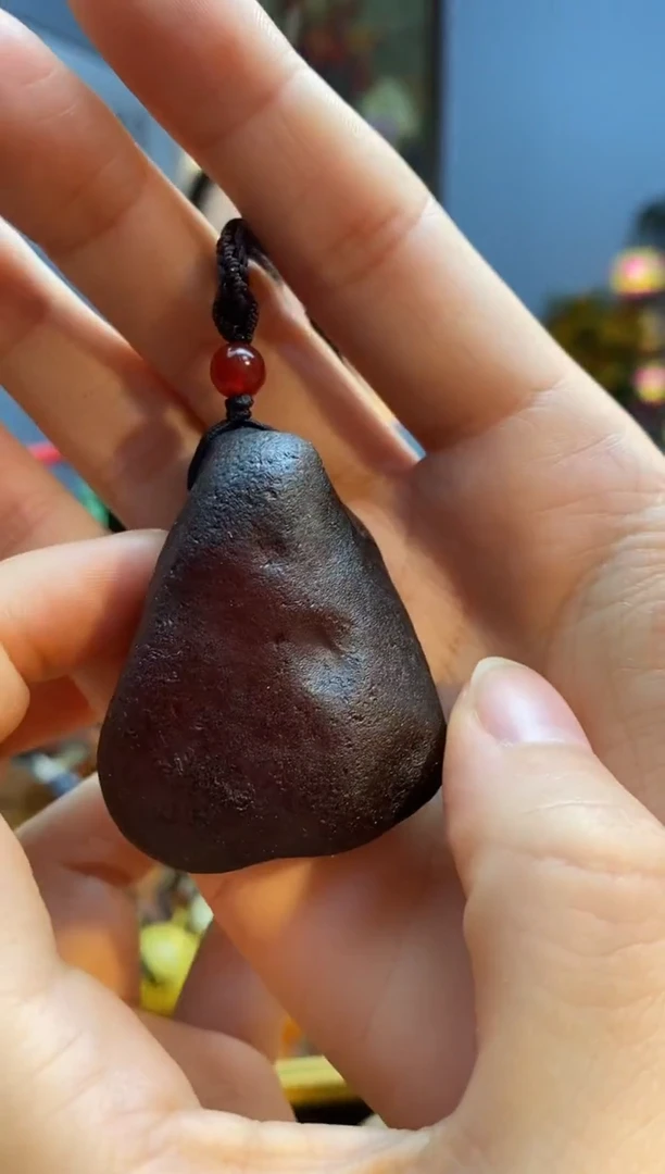 琥珀颈饰未镶嵌吊坠