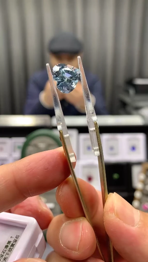 【闪购商品】海蓝宝石笔搁未镶嵌3.5ct 36