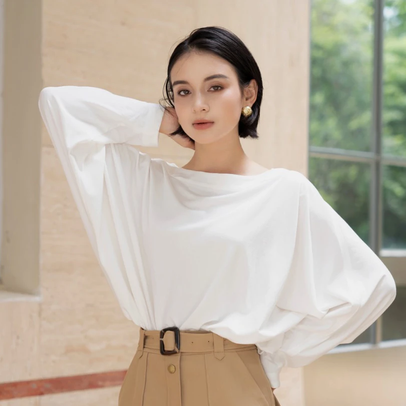 【氛围名片】玩造型直角肩花苞蝙蝠袖宽松泡泡T秋季设计感T恤