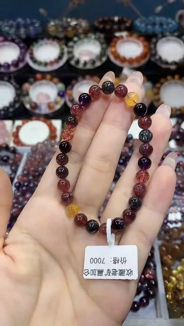 水晶手串未镶嵌黑加仑6+