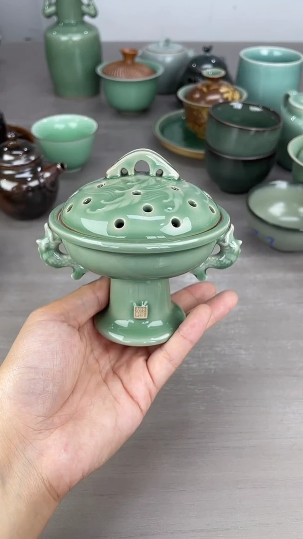 青瓷仓储福利清仓微瑕