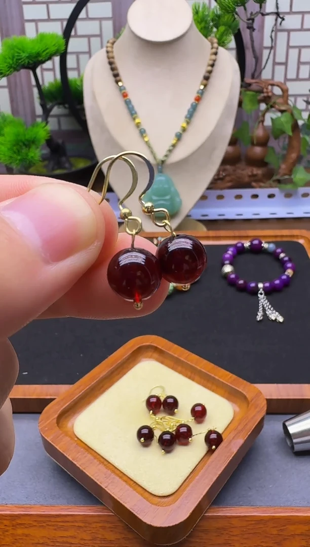 血珀14K金镶嵌耳饰E29
