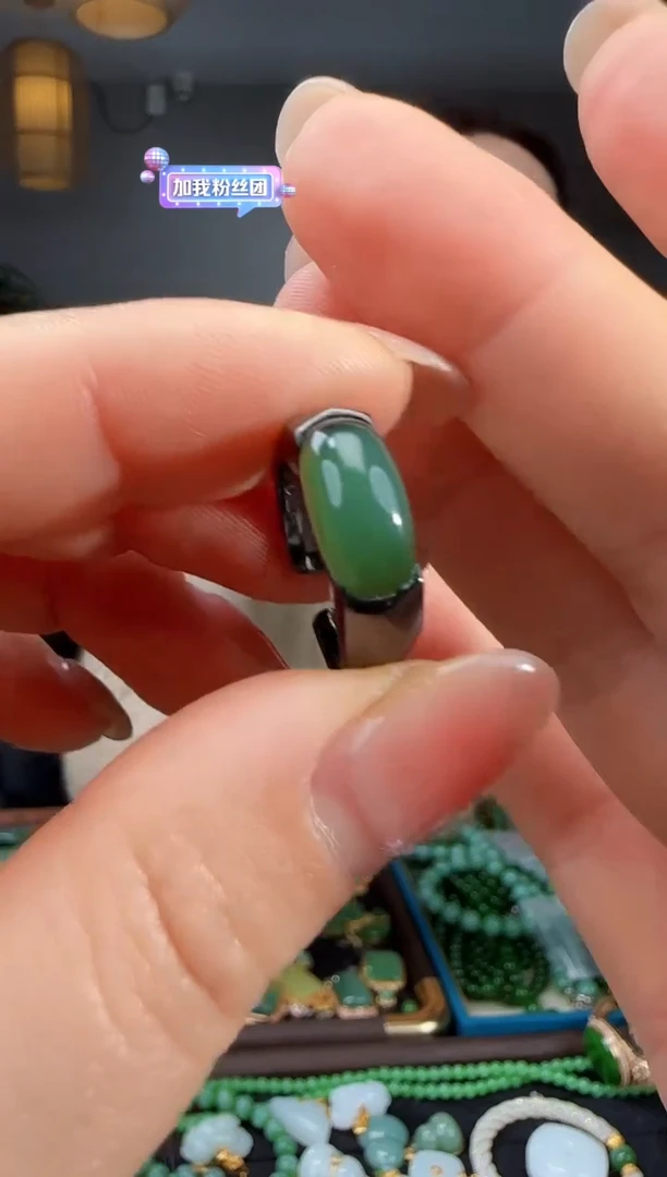 银S925镶嵌戒指和田玉1