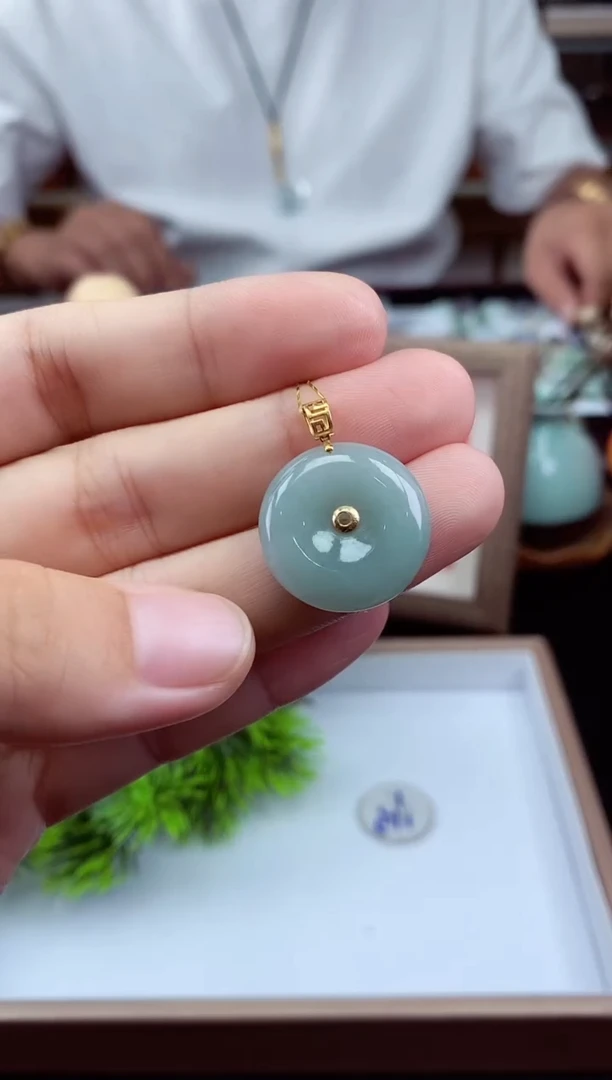 吊坠(不含链)18K金镶嵌翡翠平安扣多样性发其一@@CMT1445-1