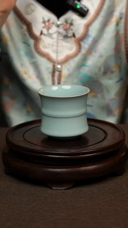 瓷片天青色全手束腰杯170ml微瑕不带礼盒