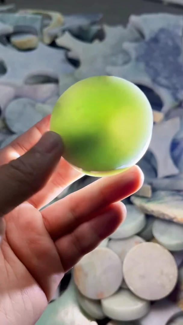 【闪购商品】翡翠挂件未镶嵌A货康壹263