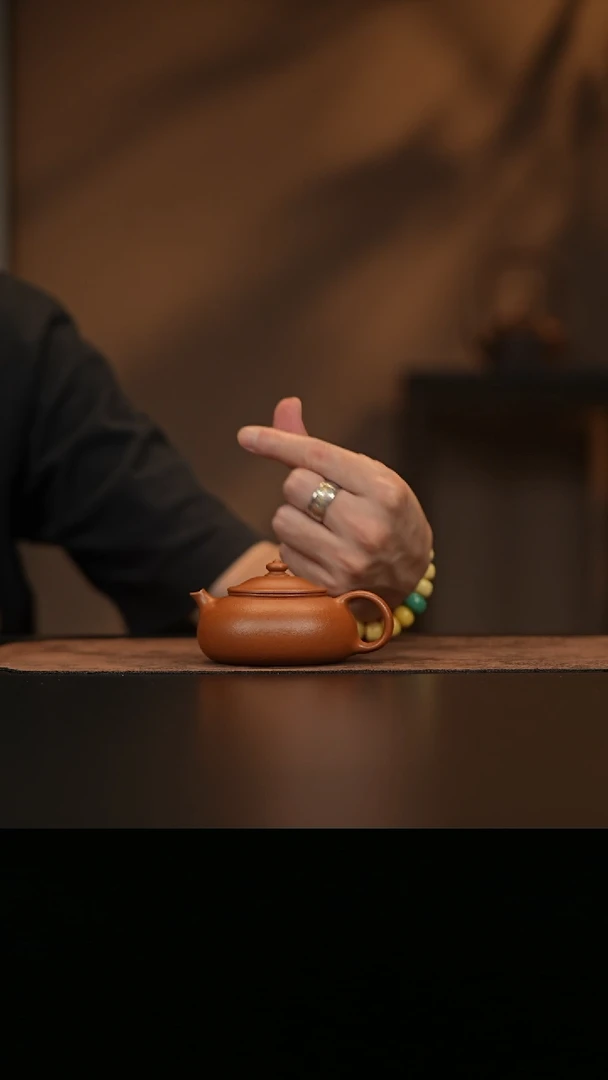 允禾斋  紫砂壶  寒江 野山红泥