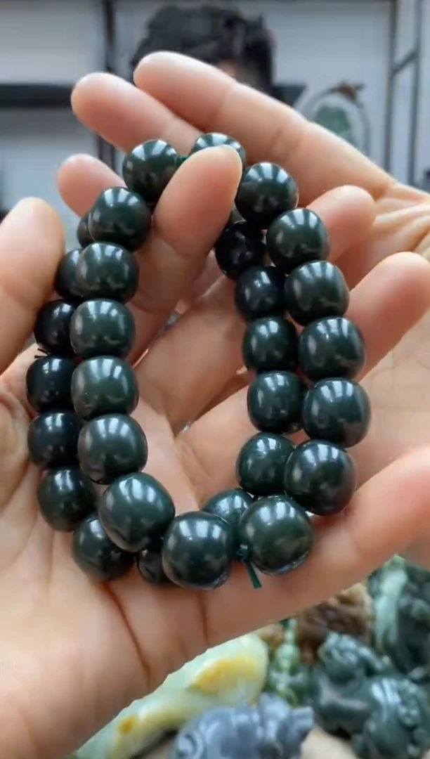 【闪购商品】和田玉手串未镶嵌14拍一发一，多样性发货