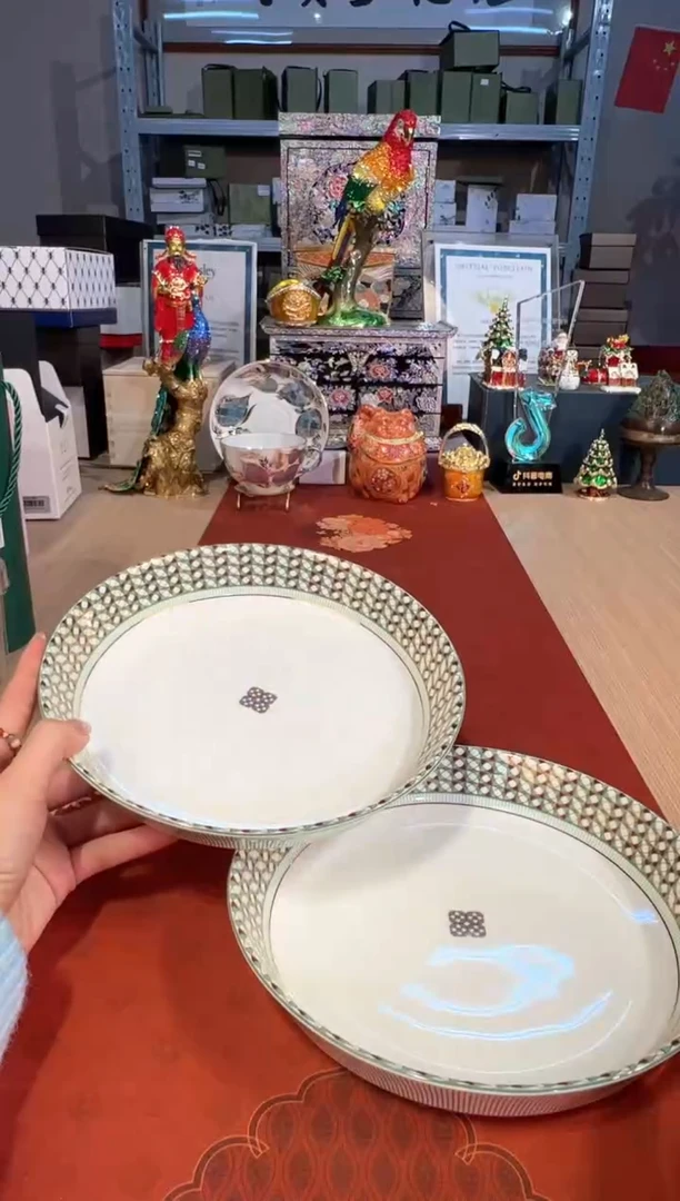 【闪购商品】杯183歌剧院20.5反口汤盘（绿）