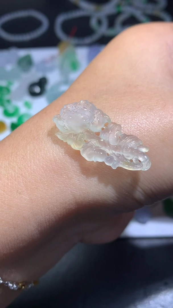 未镶嵌定制翡翠毛货