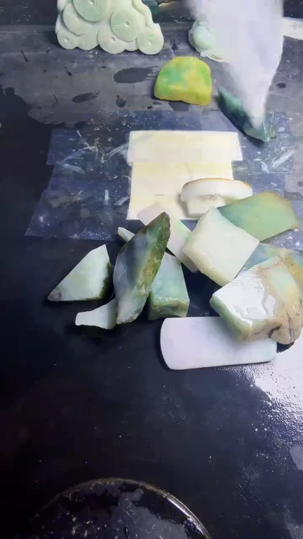 未镶嵌挂件翡翠天然翡翠090