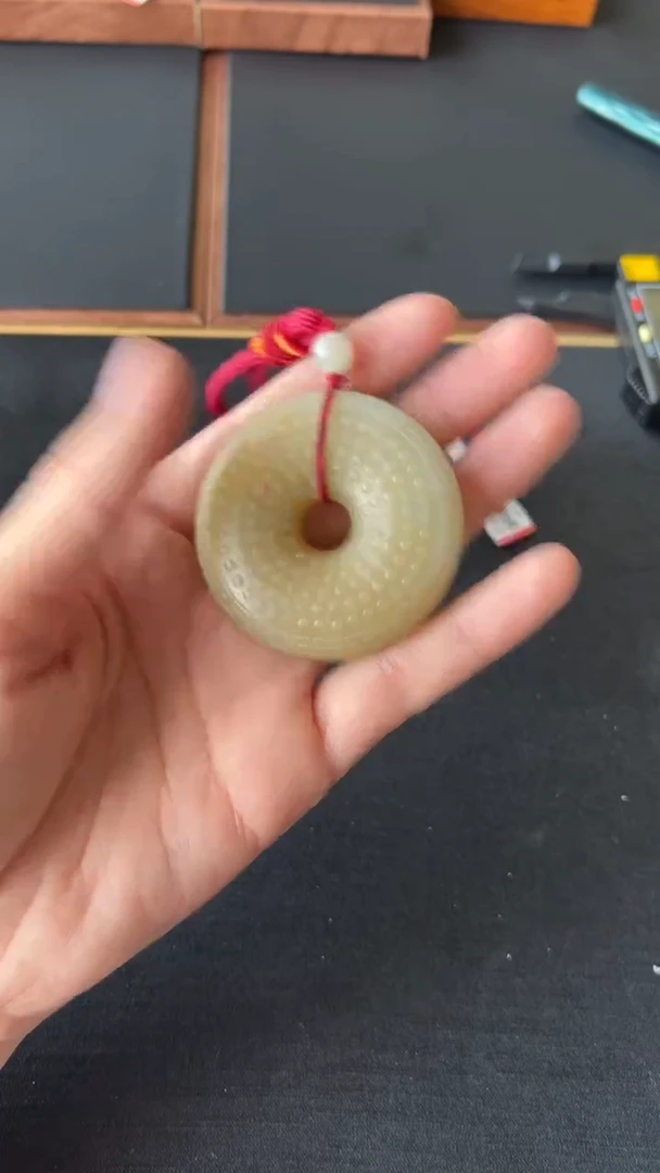 【闪购商品】和田玉把件未镶嵌且末微色差迪克兰二细