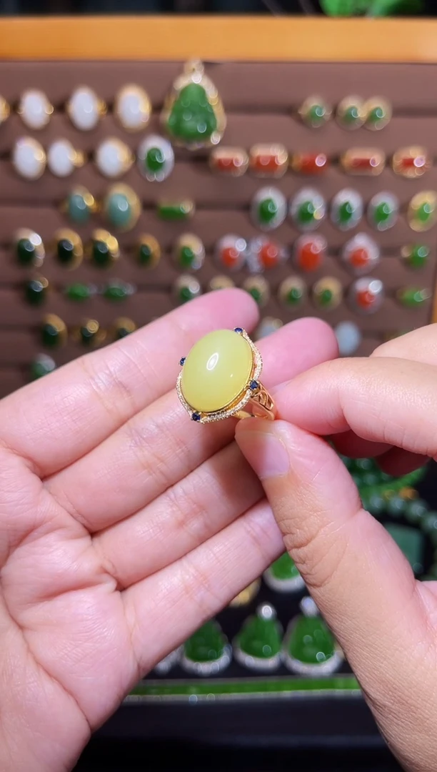 【闪购商品】和田玉戒指18K金镶嵌黄口厚金镶嵌戒指