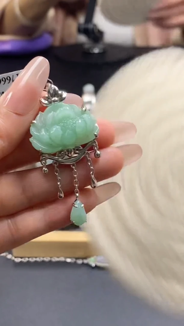 颈饰银S925镶嵌翡翠17666
