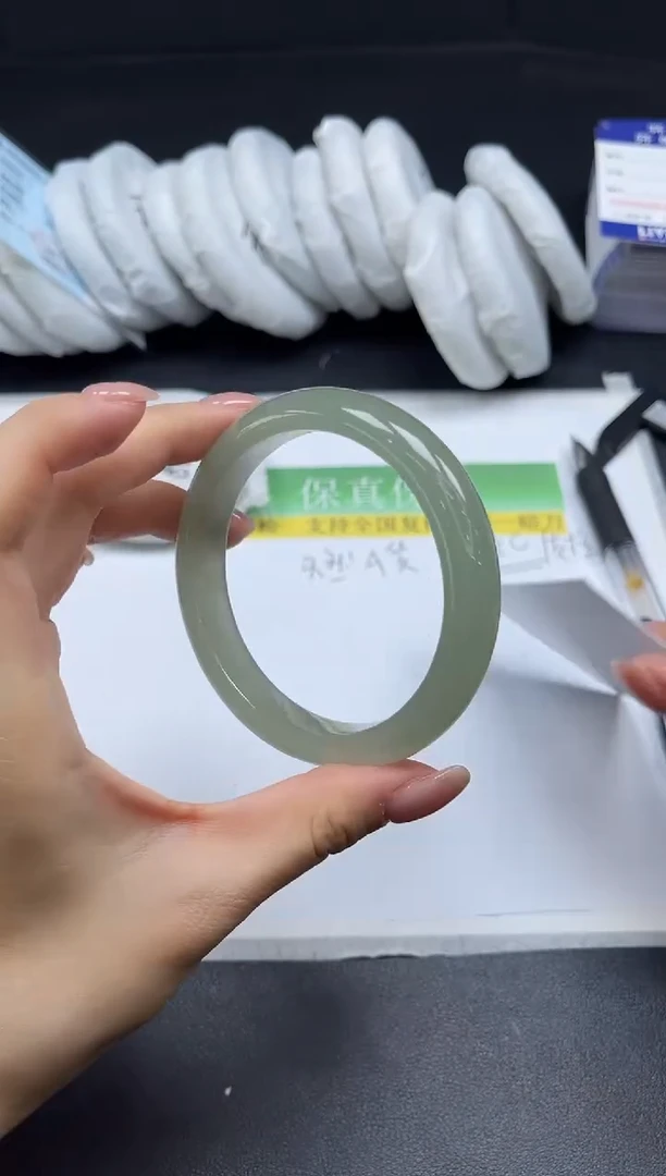 未镶嵌手镯石英质玉059-6059
