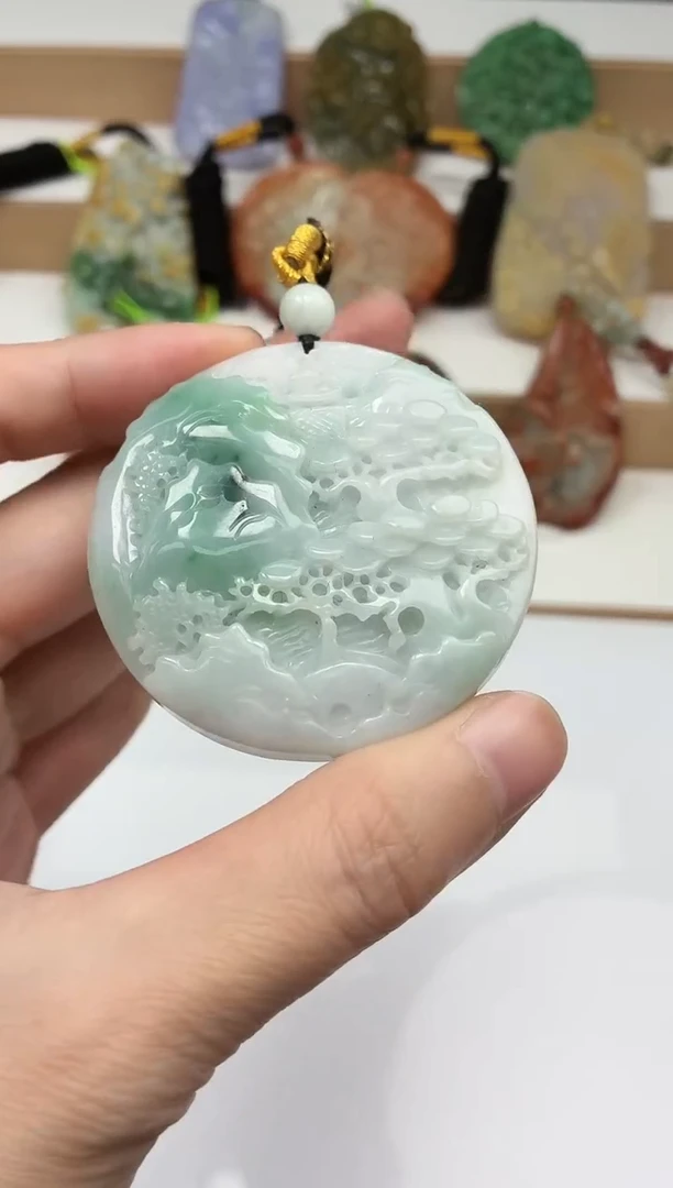 颈饰未镶嵌翡翠牌子