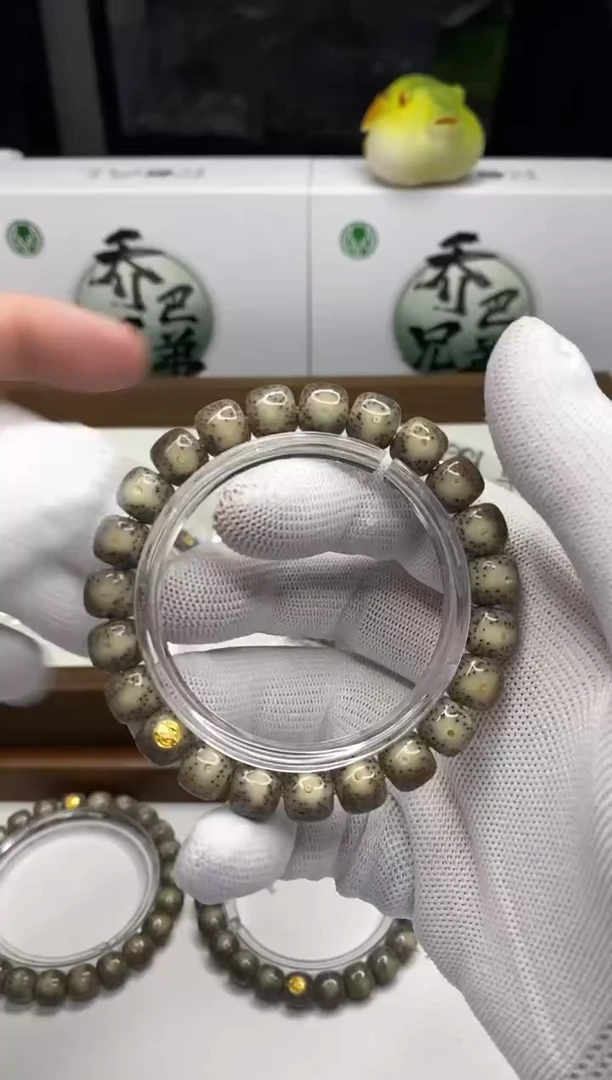 星月菩提手串173  金标石玉料玉化果冻灰10*9mm