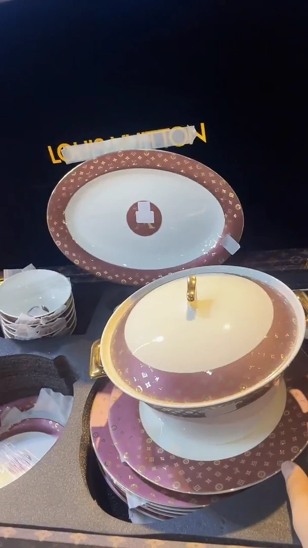 杯鸿辉家品牌瓷器，京东包邮！