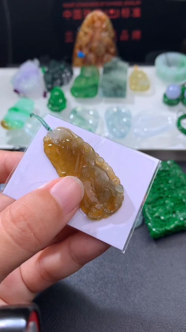 未镶嵌定制翡翠