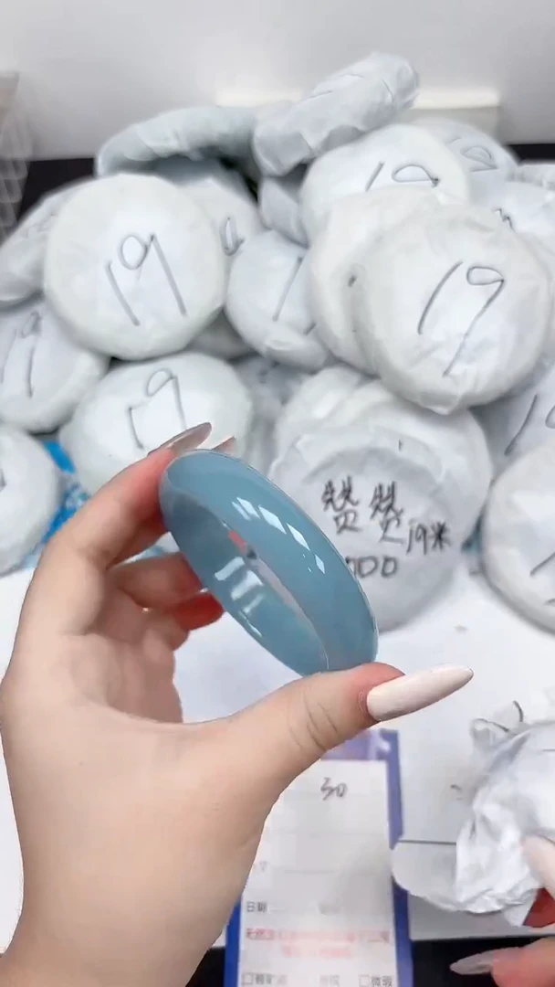 未镶嵌手镯石英质玉30/5455