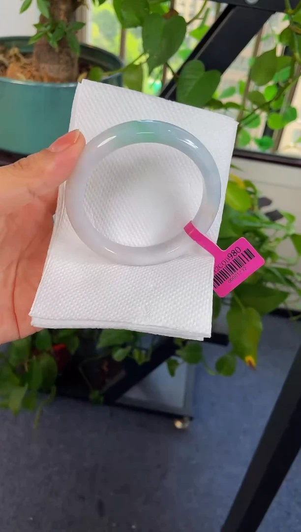 翡翠手镯未镶嵌028-57.5