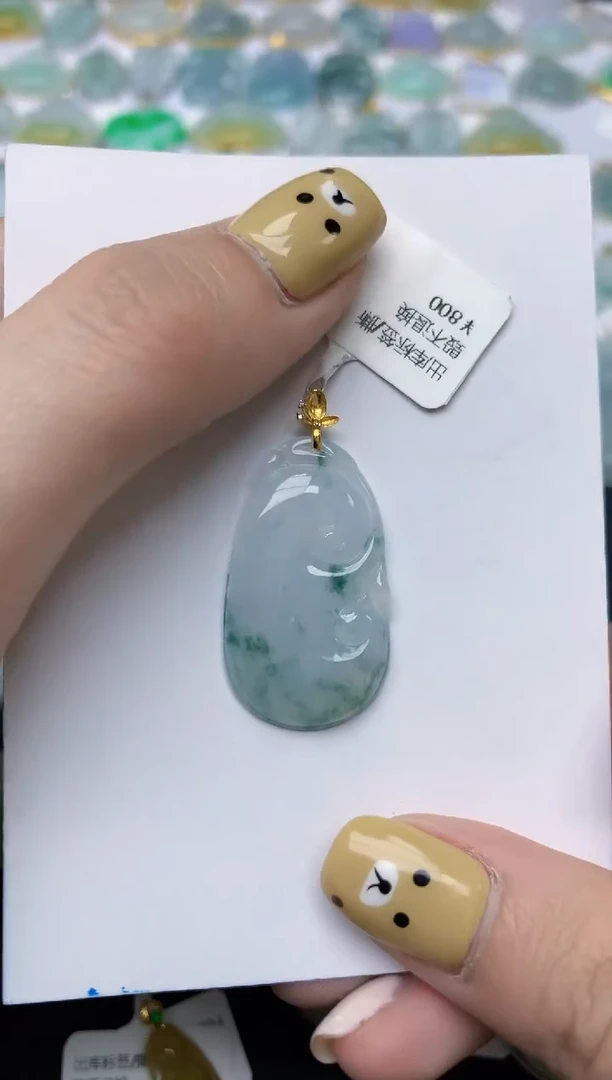 翡翠18K金镶嵌颈饰天然翡翠A货
