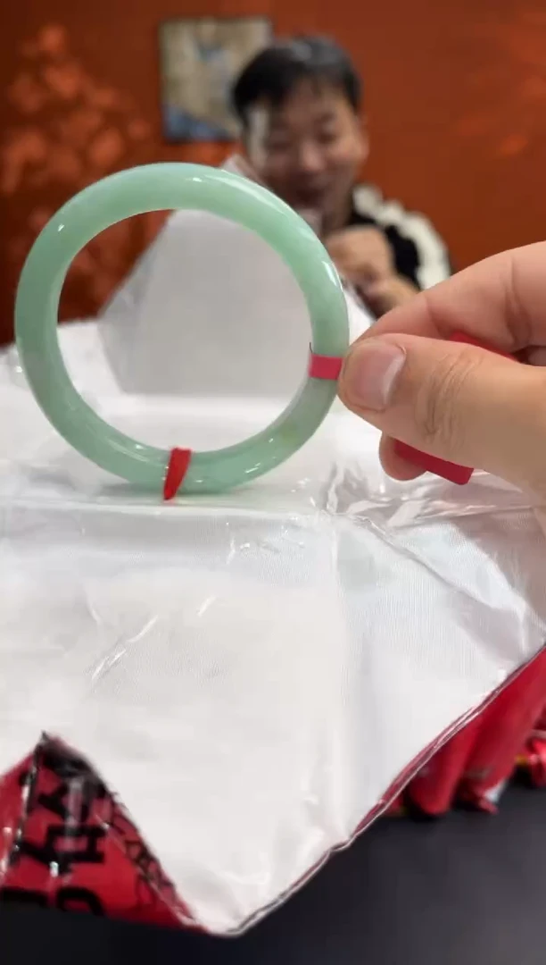 未镶嵌手镯翡翠翡翠手镯