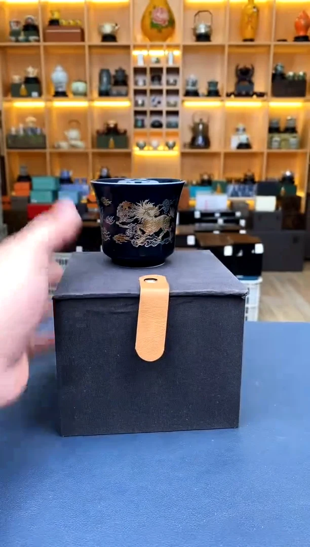 【闪购商品】撤柜高货，价格随便开@@ZH1779