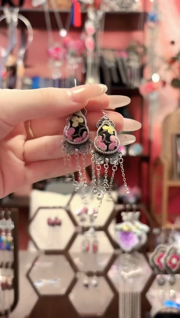 云织谣民族风精美饰品  628