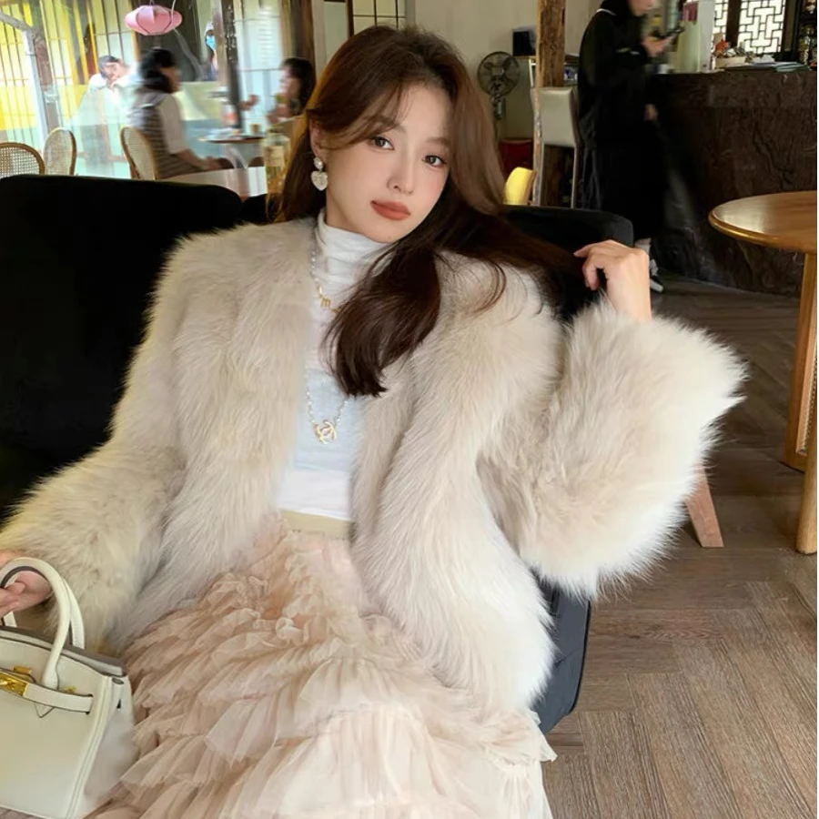 秋冬毛毛外套女短款宽松加厚小香风高级感小个子毛绒大衣显瘦气质
