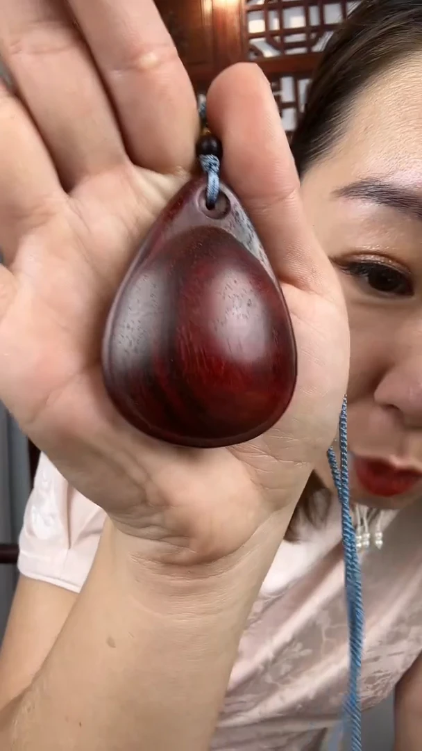 檀香紫檀（小叶紫檀）小叶紫檀大水滴型脖挂