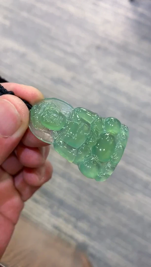 颈饰未镶嵌翡翠天然A货翡翠