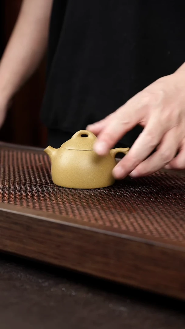 茶壶紫砂黄金段矮秦权