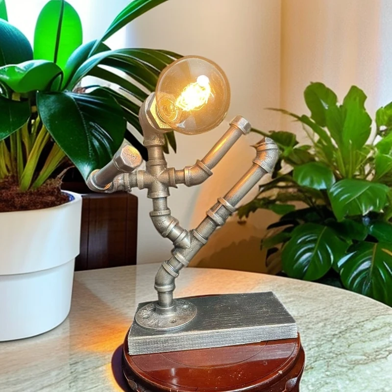 复古工业风摆件创意水管机器人家居摆件酒吧装饰灯饰餐边柜摆件