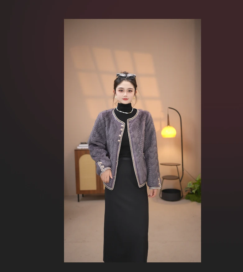 新款时尚妈妈装秋冬北极貂气质轻奢小香风百搭短款名媛外套