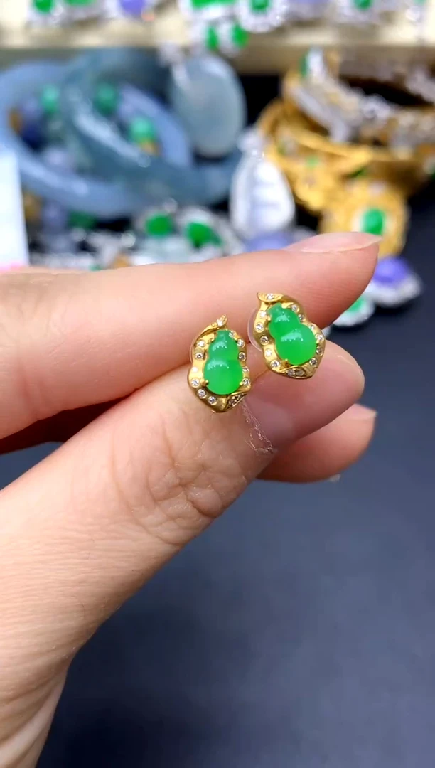 18K金镶嵌翡翠耳饰386-中国好珍宝