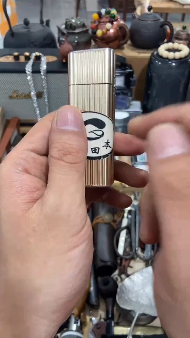 瓷片闪购商品      如图所示