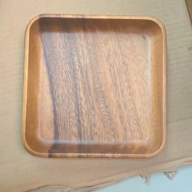 微瑕长盘子20*20*2cm